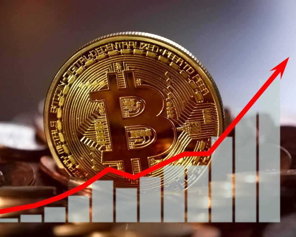 Bitcoin: Jak funguje a kdy do něj investovat